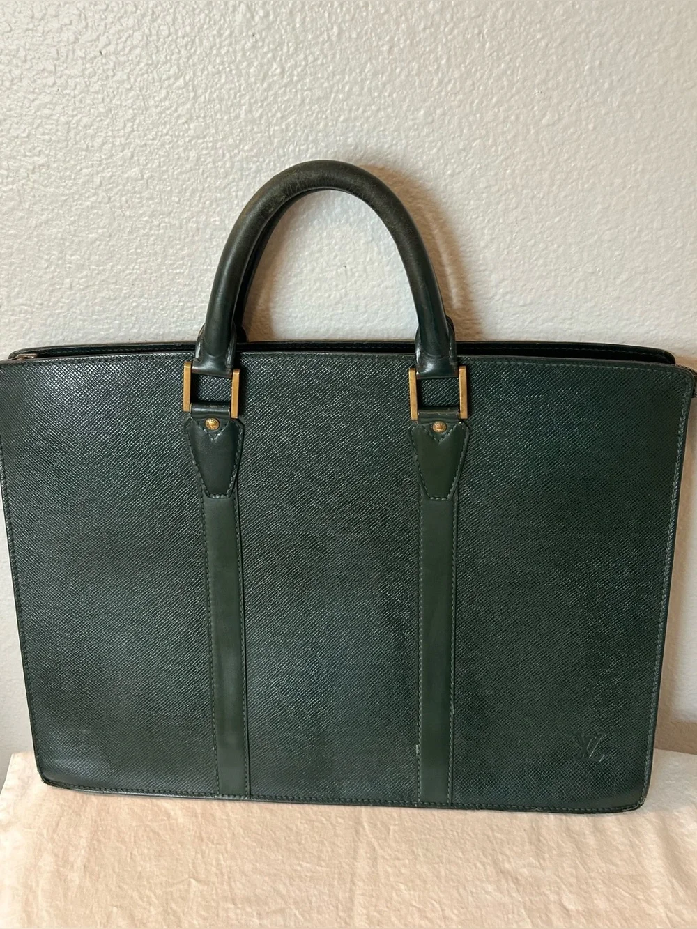 Louis Vuitton Taiga Lozan Leather Briefcase